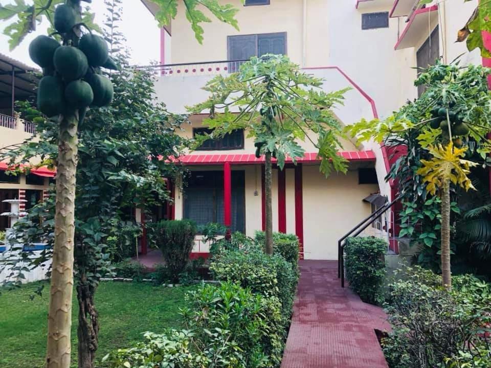 Singh Guest House, Varanasi